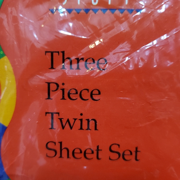 Vintage 90s Disney Mickey & Crew -2 Twin Sheet & 2 Pillow Cases RARE New Sealed - Picture 14 of 16